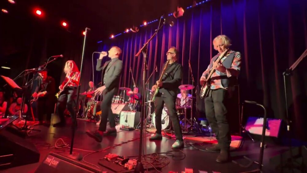 Watch Ted Leo, Lenny Kaye, Peter Buck, & Jon Wurster Cover MC5 At Nuggets Celebration